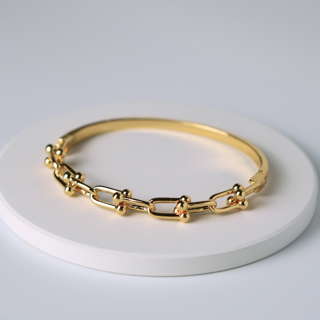 AURORA BANGLE