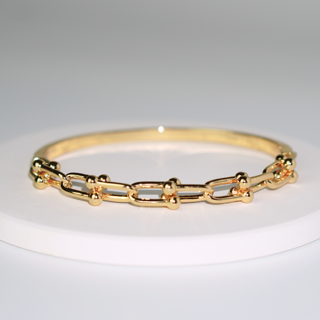 AURORA BANGLE