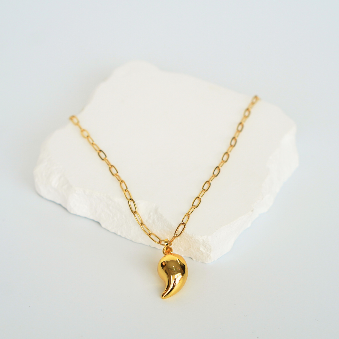 The Teardrop Necklace