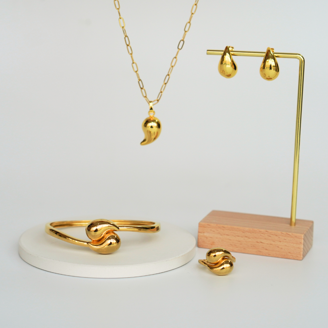 The Teardrop Gold Set