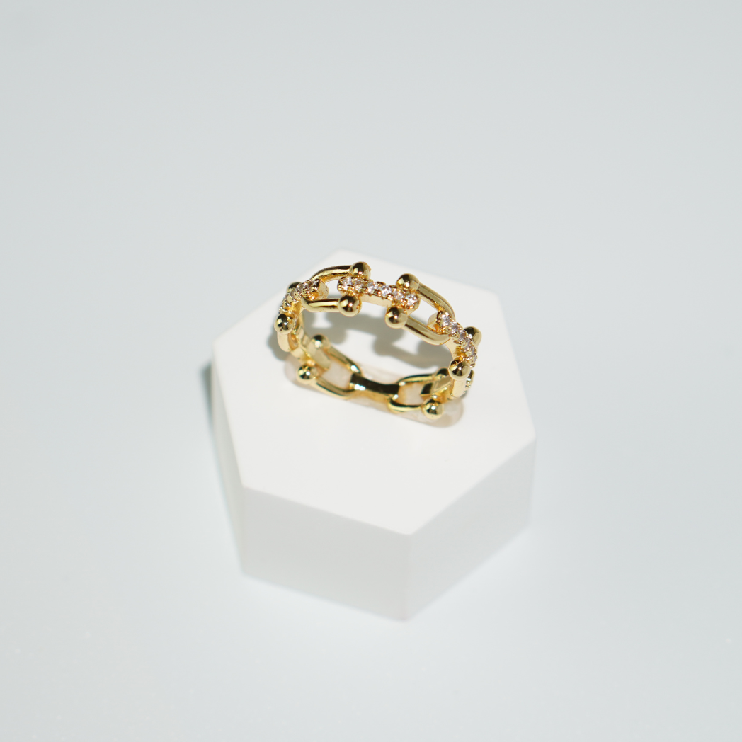 Aphrodite Ring