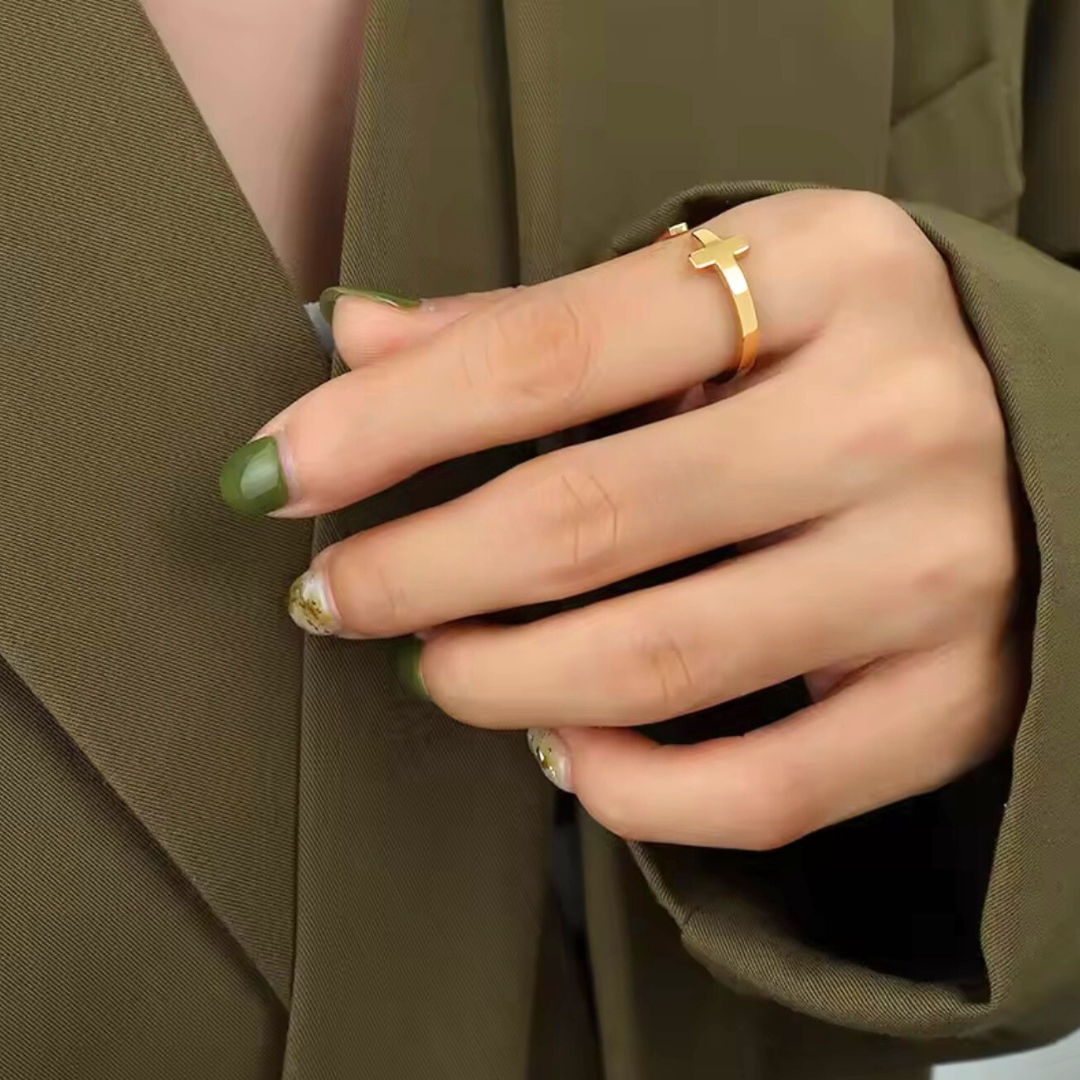 Jesus Commitment Ring