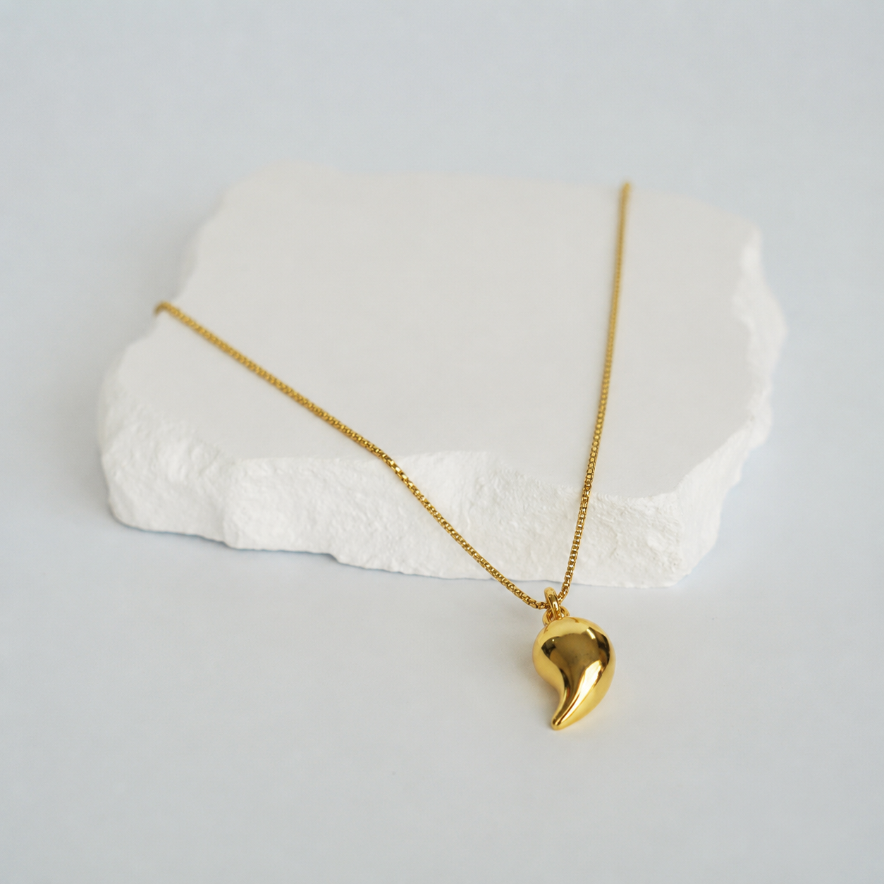 The Teardrop Gold Set